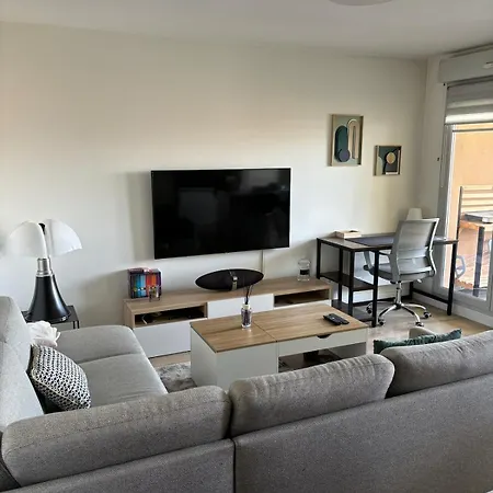 Appartement T2 - Climatise Avec Balcon Apartamento *