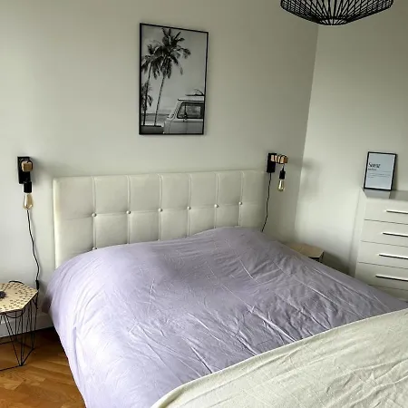 T2 - Climatise Avec Balcon Apartmán *