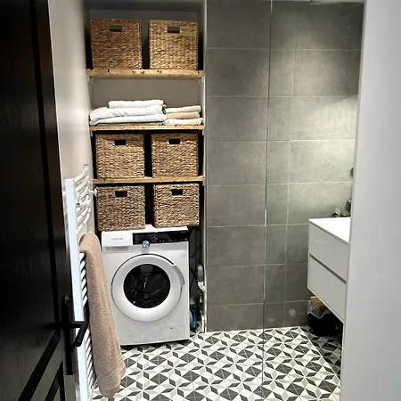 Appartement T2 - Climatise Avec Balcon Apartamento *
